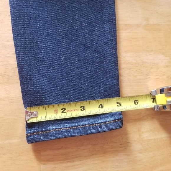 Good American Good Waist Chewed Back Pockets Jeans - Picture 14 of 16